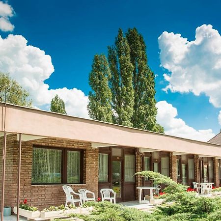 Hotel Hethland Zamárdi VSZ Üdülő Exterior foto
